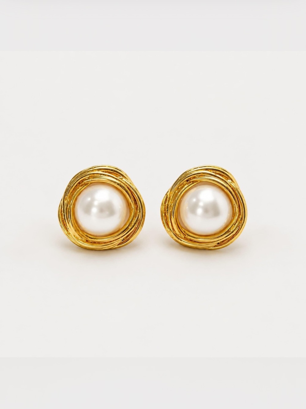New mayamar gold plated  and pearl stud earrings - Picture 2 of 4
